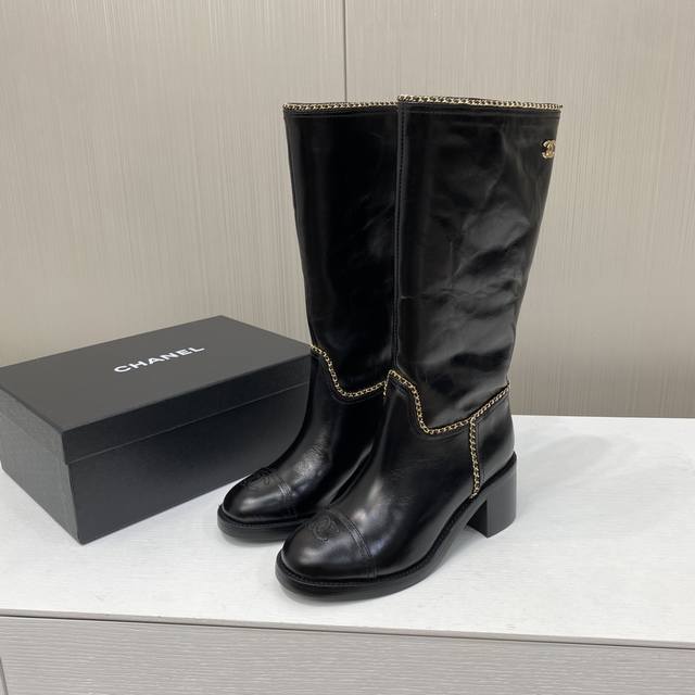 Factory Price P Chanel Fall/Winter Paris Runway Button-Up Boots Series Original