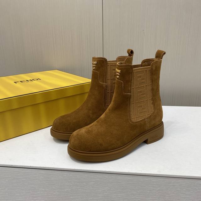 Factory Price P Top Version Fendi Fall/Winter Runway Main Series Classic Monogra