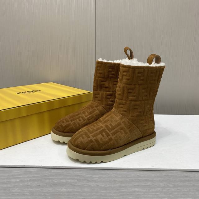 Factory Price P Top Version Fendi Fall/Winter Runway Main Series Classic Monogra