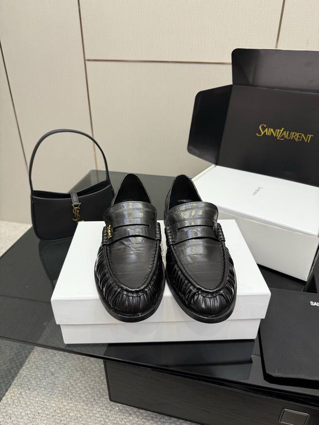 Women's Size: Men's Size: 350 Saint Laurent*YSL 25Ss New Arrival YSL Small Logo