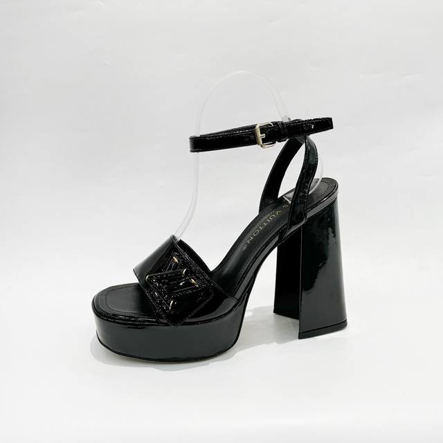 Latest L brand runway sandals, updated simultaneously with the official website