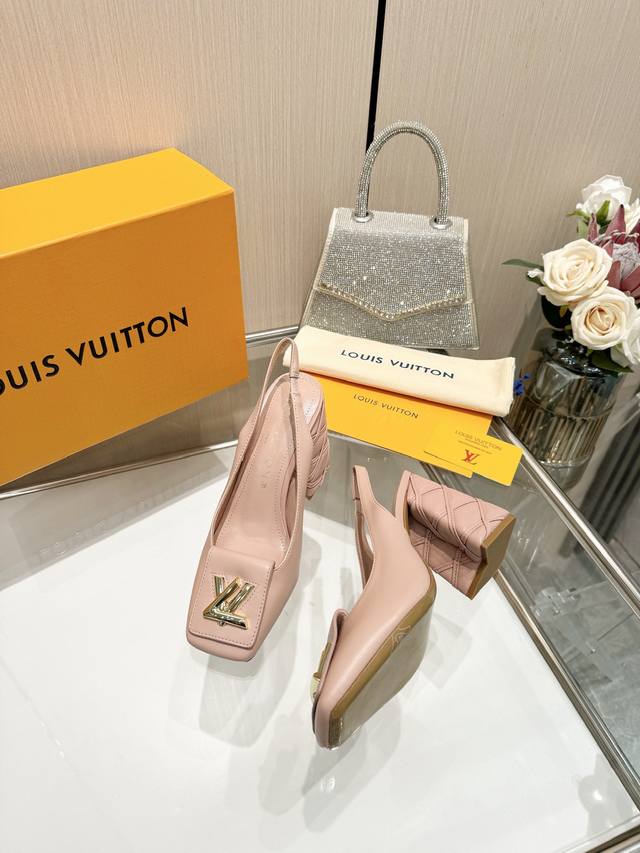 Latest L brand spring/summer collection, latest runway and official website seri