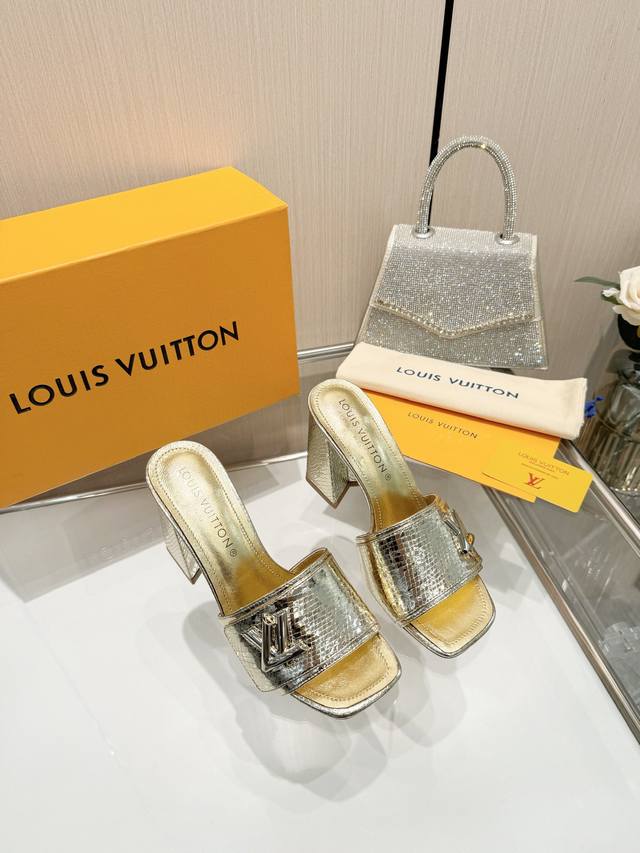 Latest L brand spring/summer collection, latest runway and official website seri