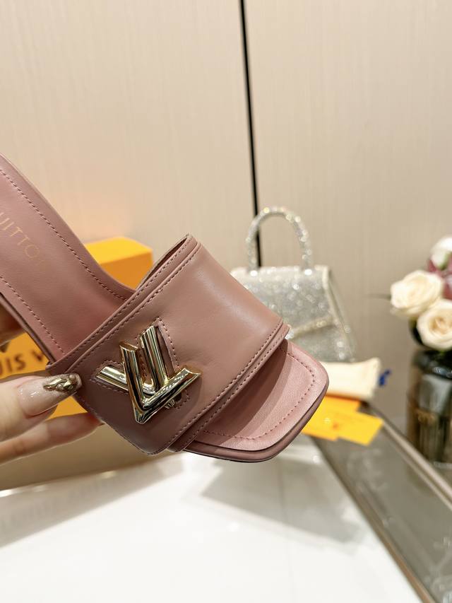 Latest L brand spring/summer collection, latest runway and official website seri