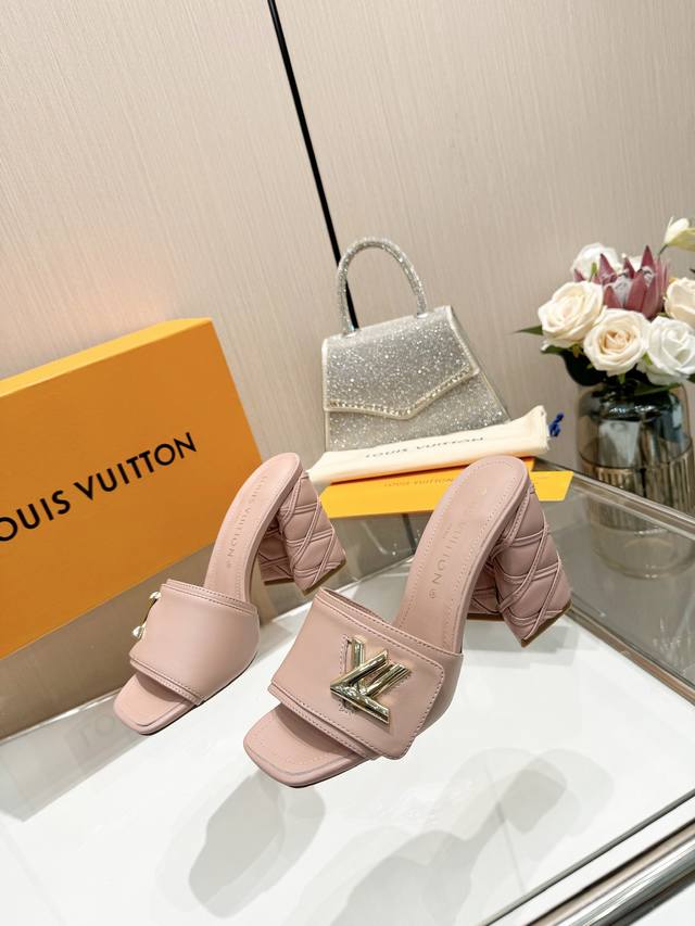 Latest L brand spring/summer collection, latest runway and official website seri