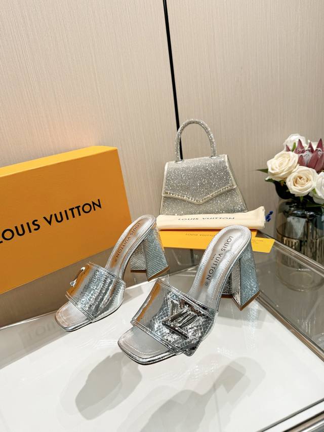 Latest L brand spring/summer collection, latest runway and official website seri