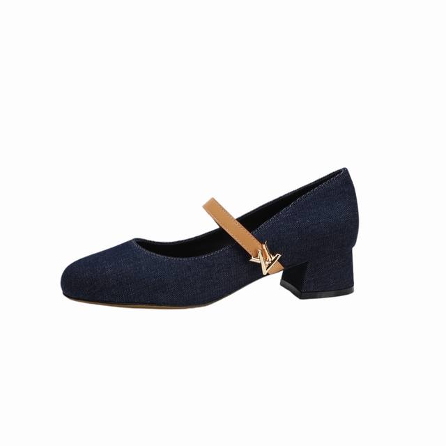 Latest L brand runway style all-season shoes, updated simultaneously with physic