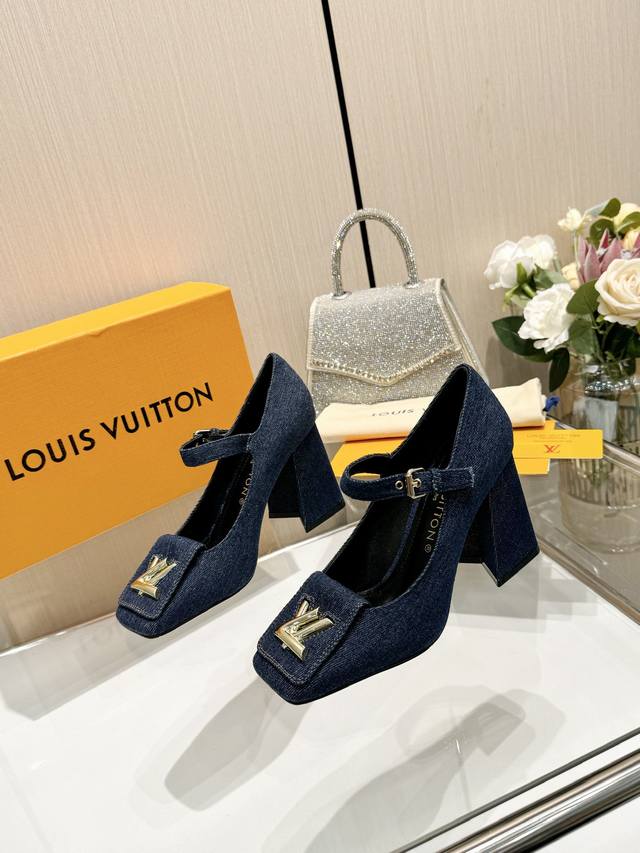 Latest L brand early spring collection, latest runway and official website serie