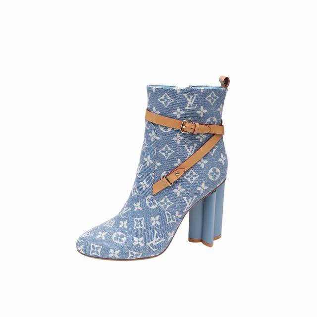 Latest LV Fall/Winter runway collection 6-inch ankle boots, updated simultaneous
