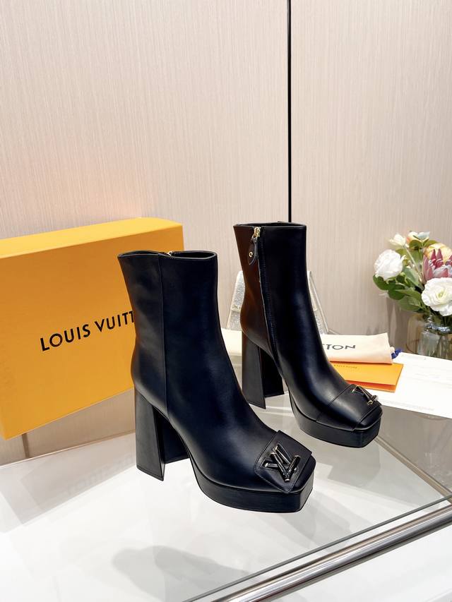 Latest LV official website series runway style 6-inch ankle boots, updated simul