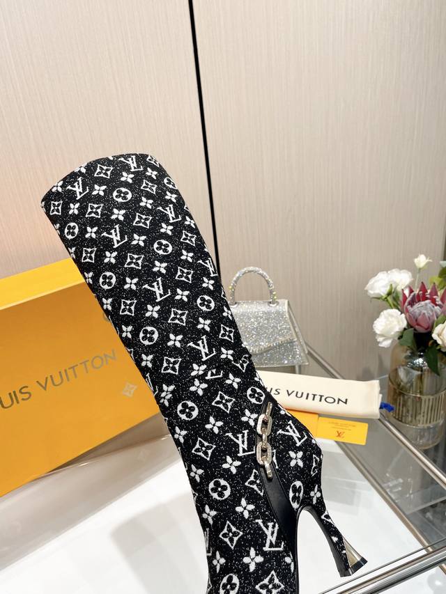 Latest LV official website series runway style 16-inch long boots, updated simul