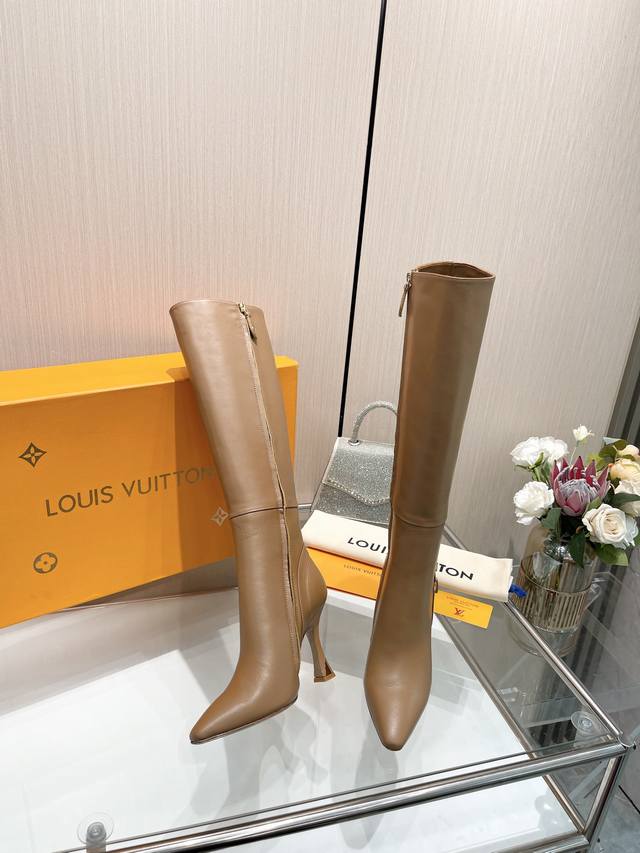 Latest LV official website series runway style 16-inch long boots, updated simul