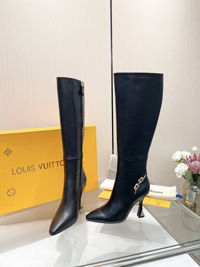 Latest LV official website series runway style 16-inch long boots, updated simul