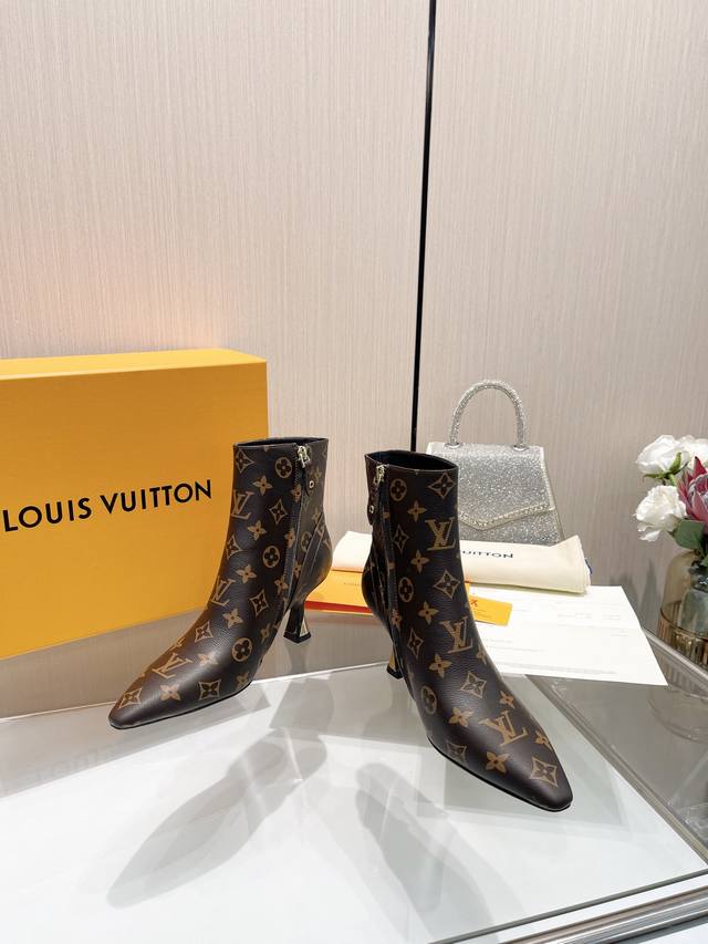 Latest L's official website series runway style, updated synchronously, factory