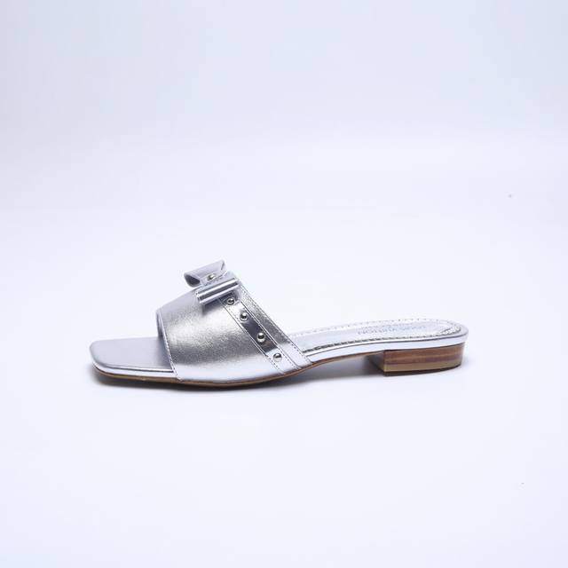 Factory Wholesale: Louis Vuitton 2025 Official Early Spring Collection! Perfect