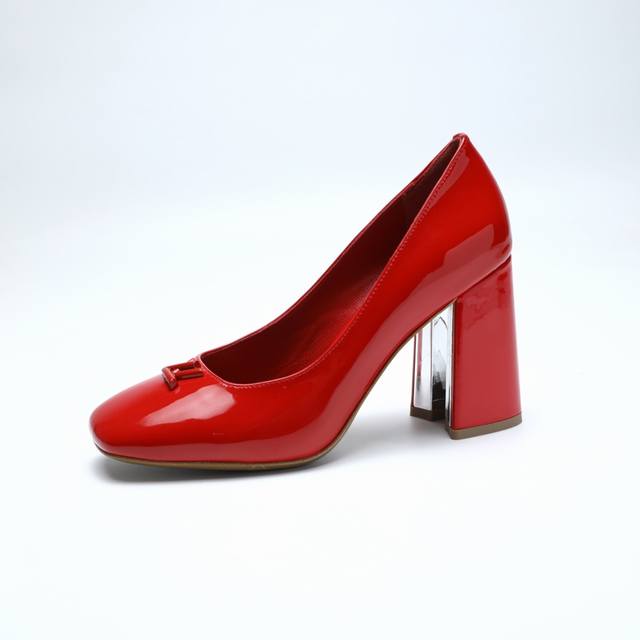 2025 Latest L Brand Spring/Summer Collection, Latest Runway and Official Website