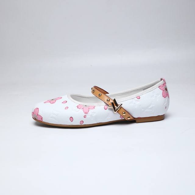 2025 Latest L's Fashion Show Style All-Season Shoes, Exclusive Series, Factory W