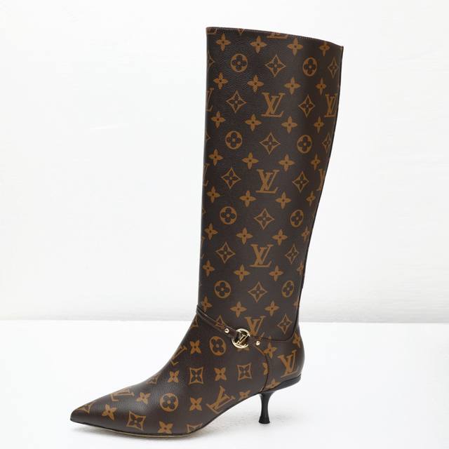 High-quality Louis Vuitton 2025 Autumn/Winter 16-inch boots. Perfect last, facto