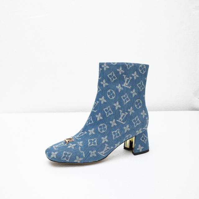 2025 Latest L Brand Autumn/Winter Runway 6-inch Ankle Boots, Official Website Se