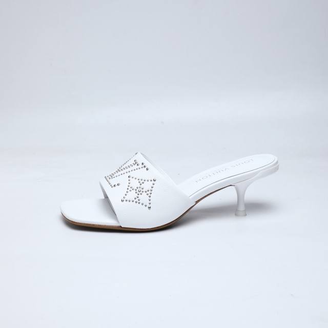 High-quality Louis Vuitton 2025 runway collection, factory direct! Perfect last,