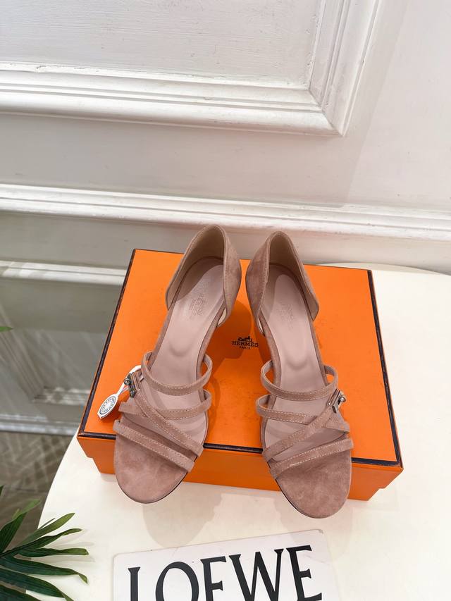 Hermes 25 2025 Autumn/Winter New Arrival Classic Kelly Buckle Lipstick High-Heel