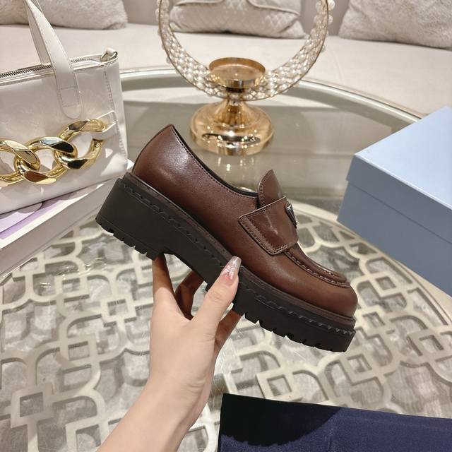 Men's +10 Prada Couple Style Prada Loafers Top Version Height-Increasing Leather
