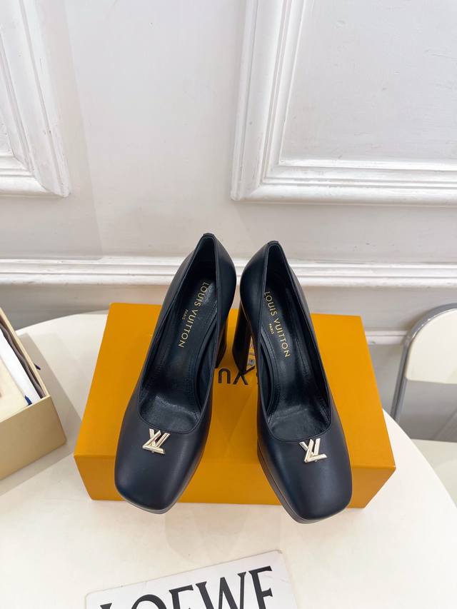 Louis Vuitton 25 2025 Autumn/Winter New Top-Tier Version The latest hot-selling