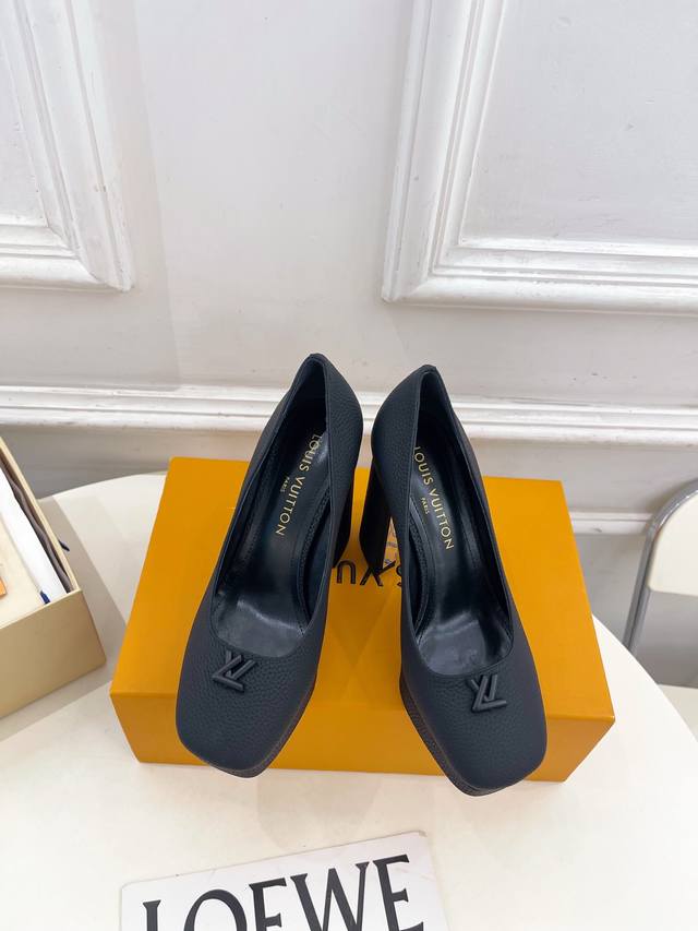 Louis Vuitton 25 2025 Autumn/Winter New Top-Tier Version The latest hot-selling