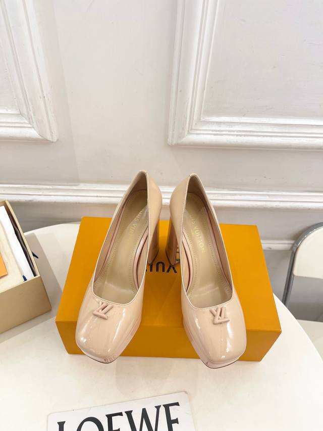 Louis Vuitton 25 2025 Autumn/Winter New Top-Tier Version The latest hot-selling