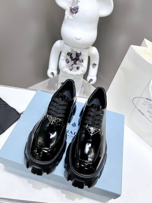 Factory Price P, High-Quality Prada New Black Open-Edge Beaded Calfskin + Cowhid