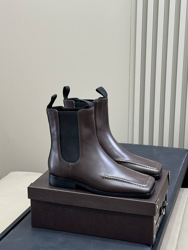 Alaia 2025 Autumn/Winter New Square Toe Chunky Heel Ankle Boots/High Boots (Reta