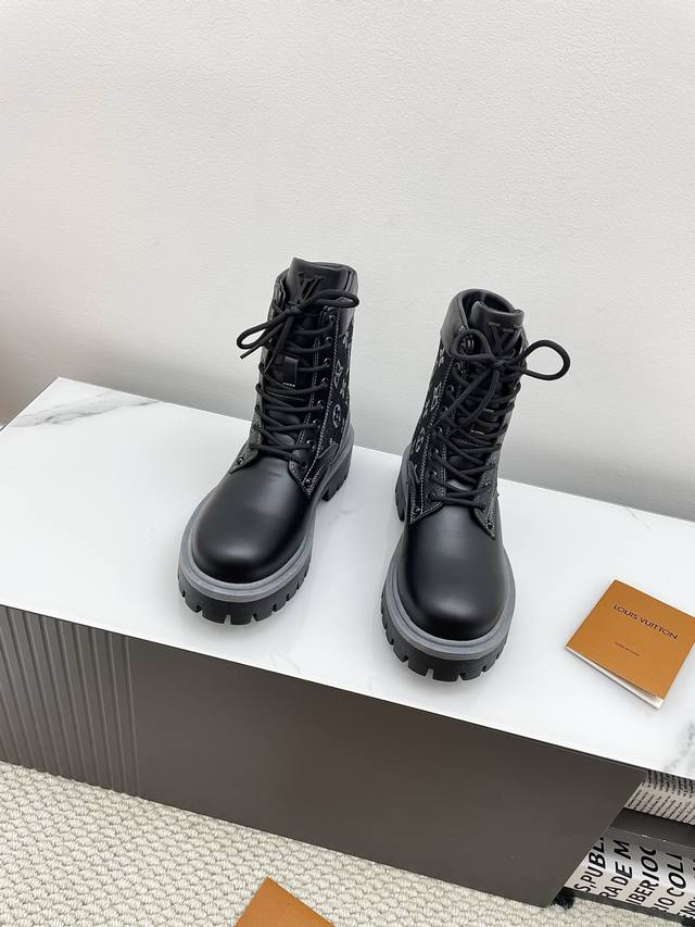 Couple Style LV Autumn/Winter New Height-Increasing Thick-Soled Lace-Up Ankle Bo