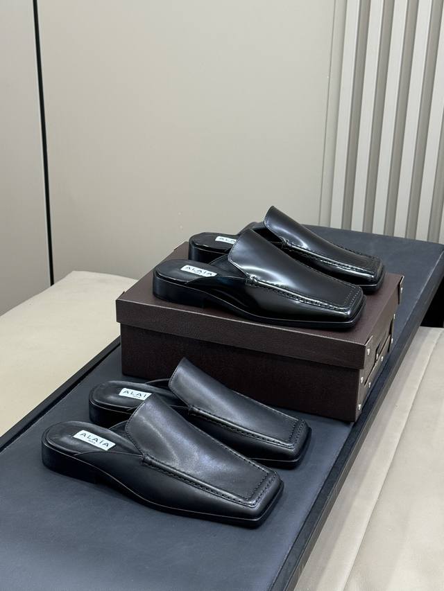 Alaia 2025 Autumn/Winter New Square Toe Slippers/Mustaches (Retail Price) These