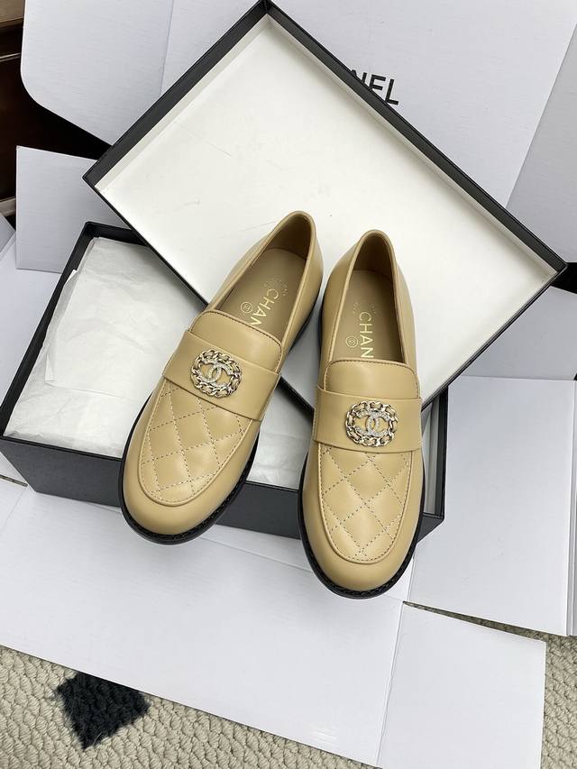 High-quality Chanel 25Ss loafers in a premium box. A goddess-themed pair, these