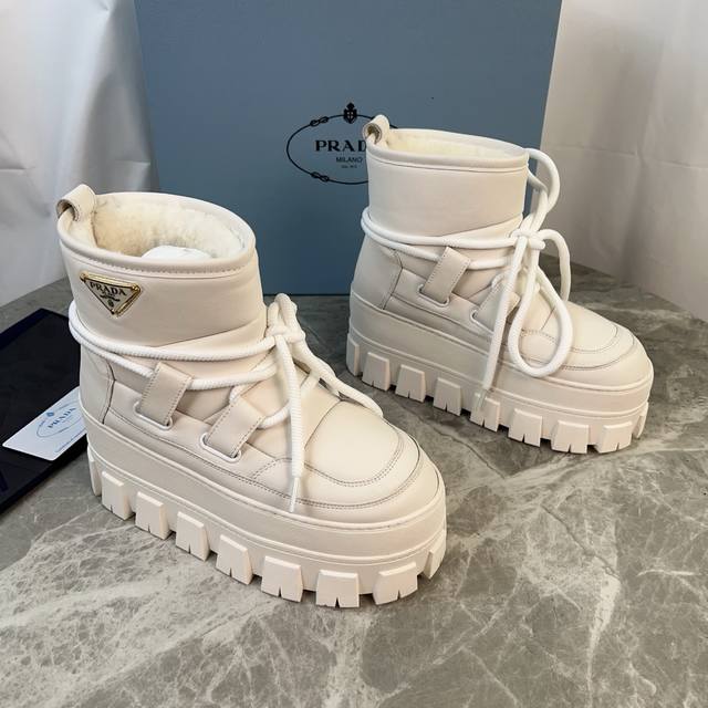 Latest model from Pixnet, top-of-the-line version. Outer: Imported ultra-soft co