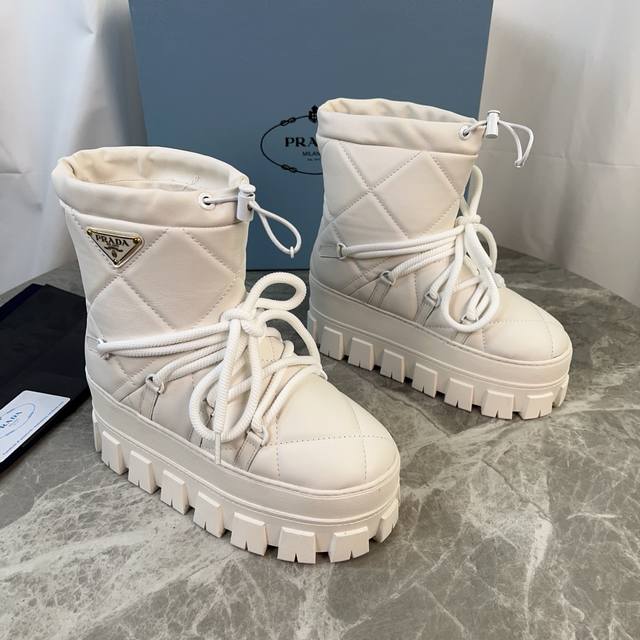 Latest model from Pixnet, top-of-the-line version. Outer: Imported ultra-soft co