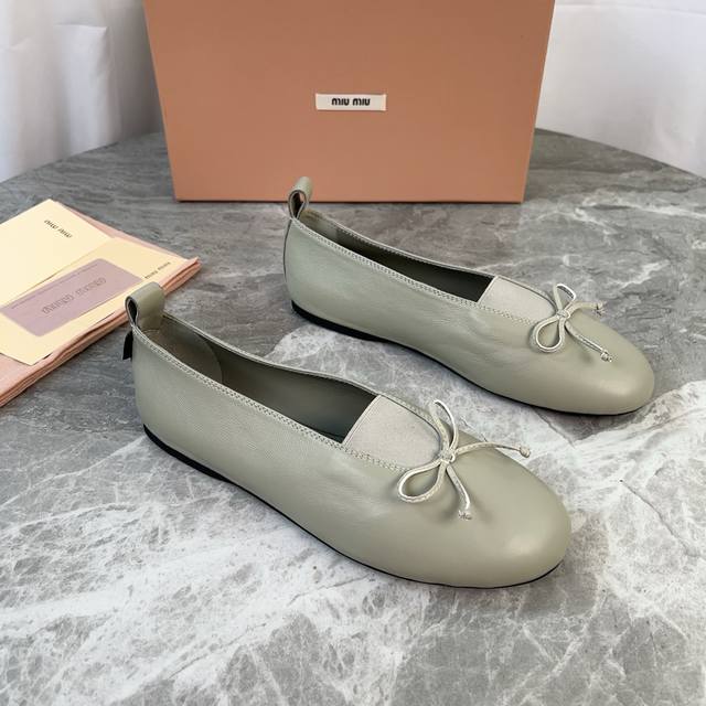 Miumiu Mary Jane Shoes Upper: Imported super soft sheepskin Lining: Mixed sheeps