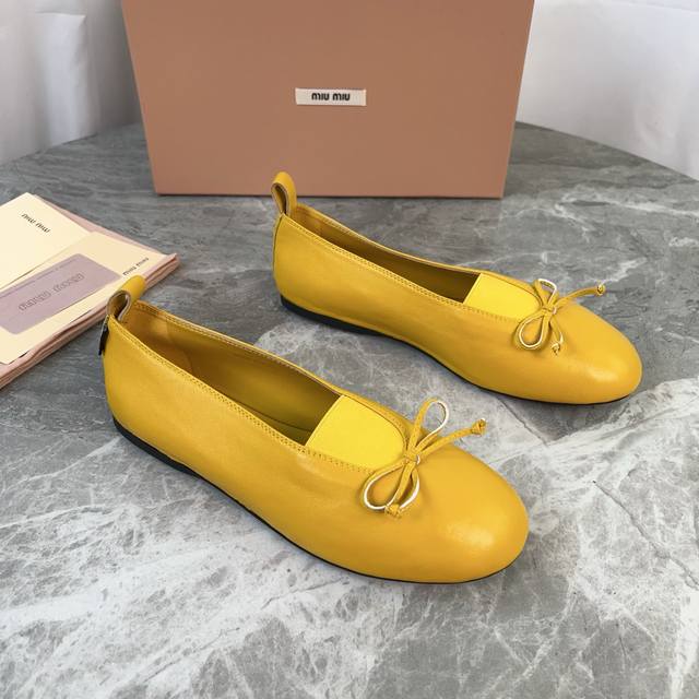 Miumiu Mary Jane Shoes Upper: Imported super soft sheepskin Lining: Mixed sheeps