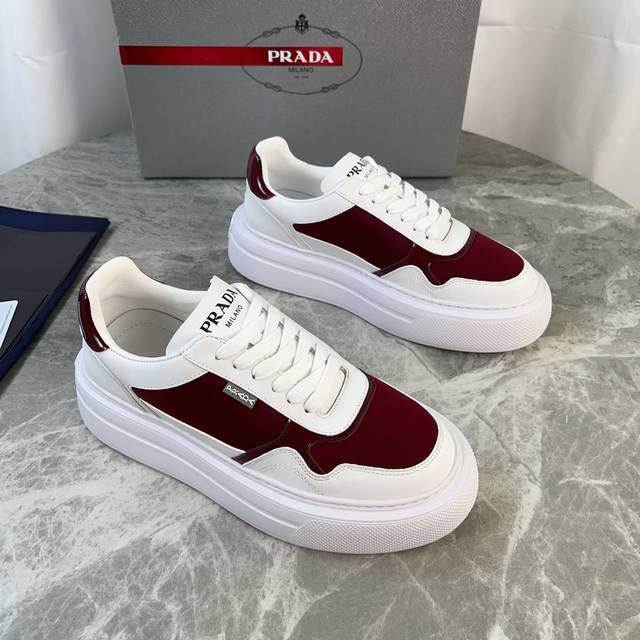 Latest P brand model. Upper: Silk cowhide leather; Lining: Super soft water-dyed