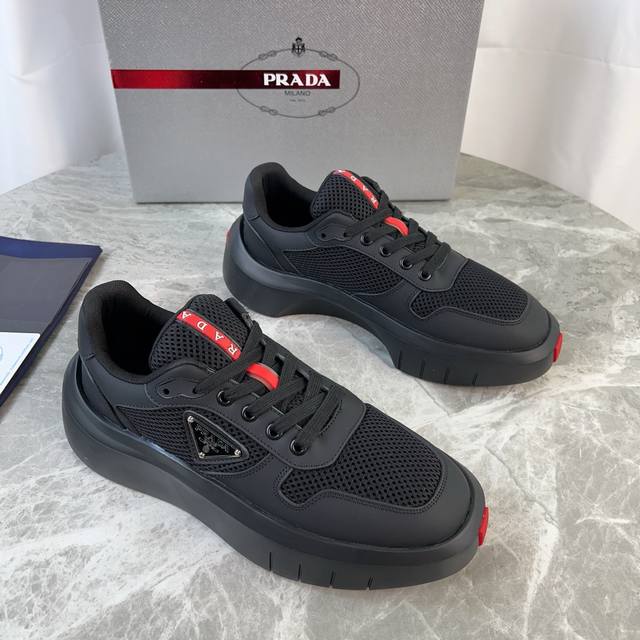 Latest P-brand model. Outer: Silk cowhide, imported breathable mesh. Lining: Bre