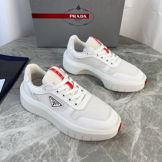 Latest P-brand model. Outer: Silk cowhide, imported breathable mesh. Lining: Bre