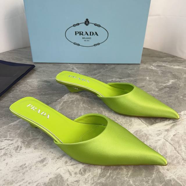 Latest top-tier version from P brand. Upper: Imported genuine silk satin. Lining