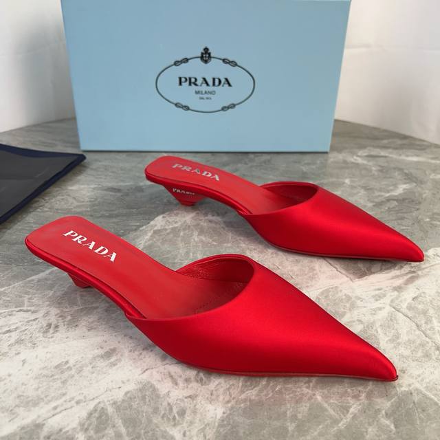 Latest top-tier version from Pixnet. Upper: Imported genuine silk satin. Lining: