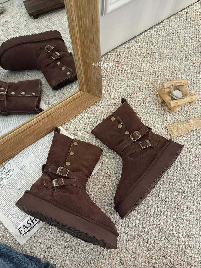 Warm Buckle Motorcycle Boots to the Rescue! These Ugg riding snow boots are just