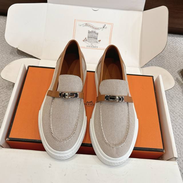 Women's and Men's 70 Hermes sneakers series, stylish and versatile, super comfor