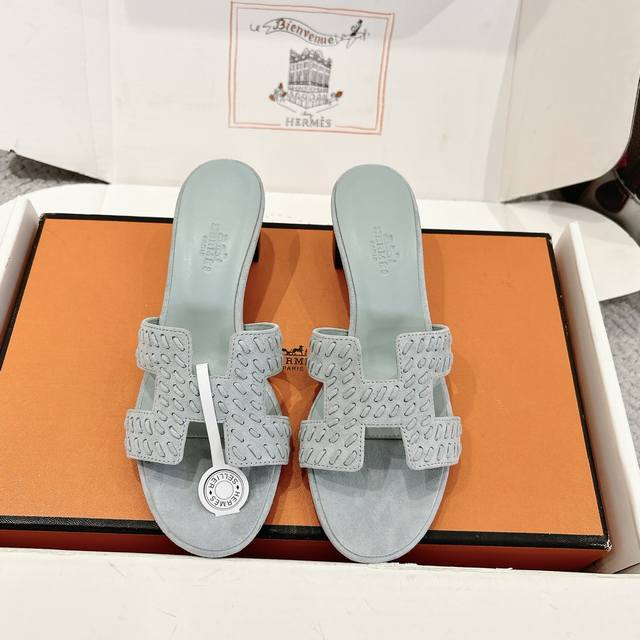 Factory Price P Hermes Oasis Sandals, stylish and versatile, super comfortable,