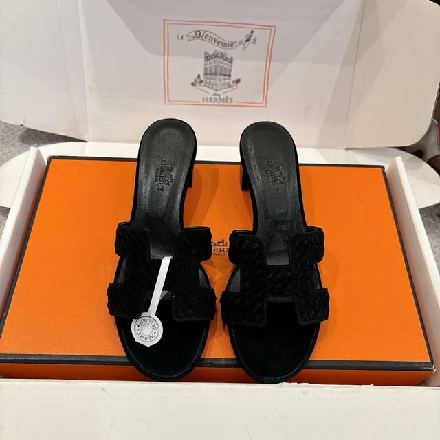 Factory Price P Hermes Oasis Sandals, stylish and versatile, super comfortable,