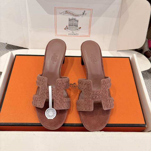 Factory Price P Hermes Oasis Sandals, stylish and versatile, super comfortable,