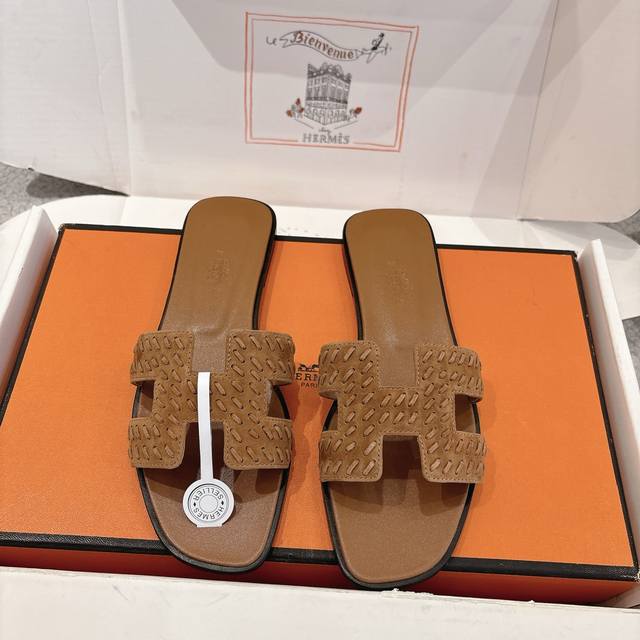 Factory Price P Hermes Oran Sandals, stylish and versatile, super comfortable. E