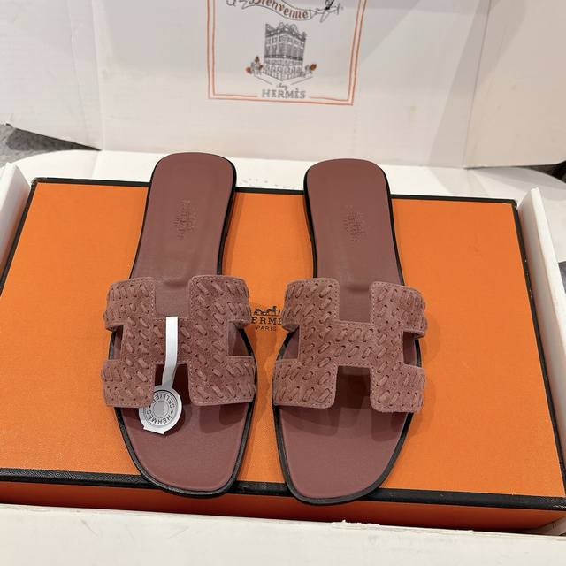 Factory Price P Hermes Oran Sandals, stylish and versatile, super comfortable. E